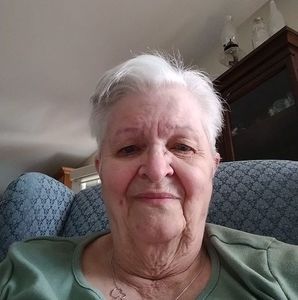 Meet your Posher, Linda